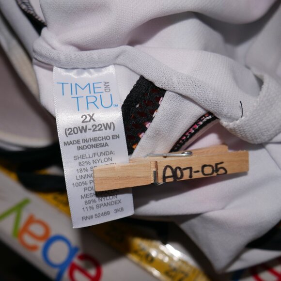 Time and Tru One Piece Slimming Swimsuit Size 2X Padded Cup Support Bathing Suit - Picture 7 of 9